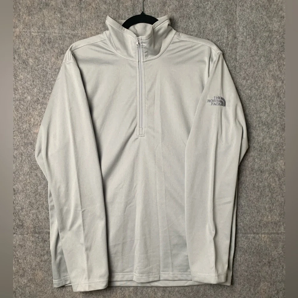 The North Face Men Size Large 1/4 Zip lightweight fleece long sleeve sweatshirt